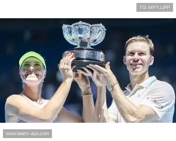 聚焦澳网激战新星崛起与老将对决引爆赛场热潮全面解析年度大满贯走势